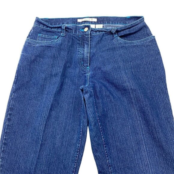 Bill Blass Cropped  Women's size 8 Dark Wash Blue Denim Jeans - Picture 2 of 4